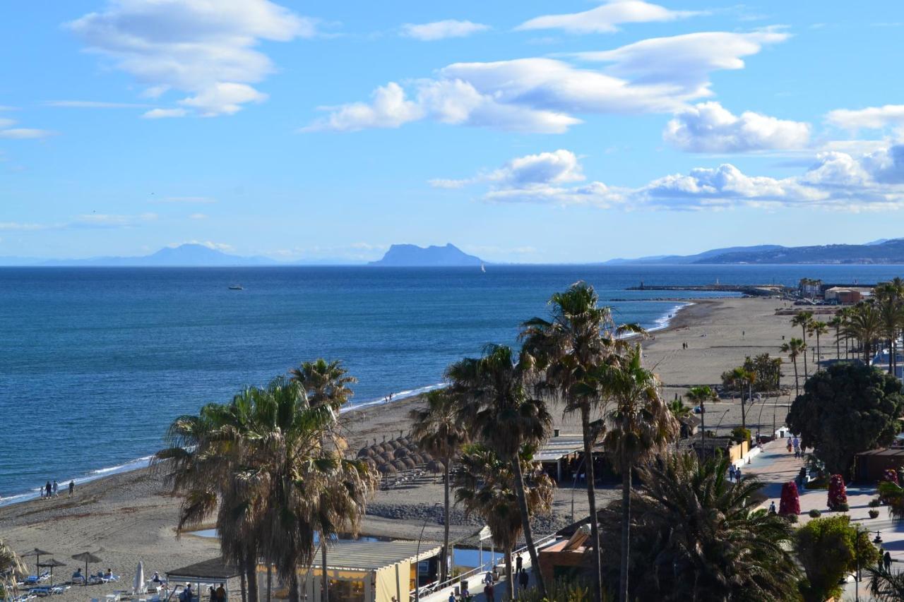 Sunnypalms - Beachfront Penthouse With Stunning Sea View Estepona Extérieur photo