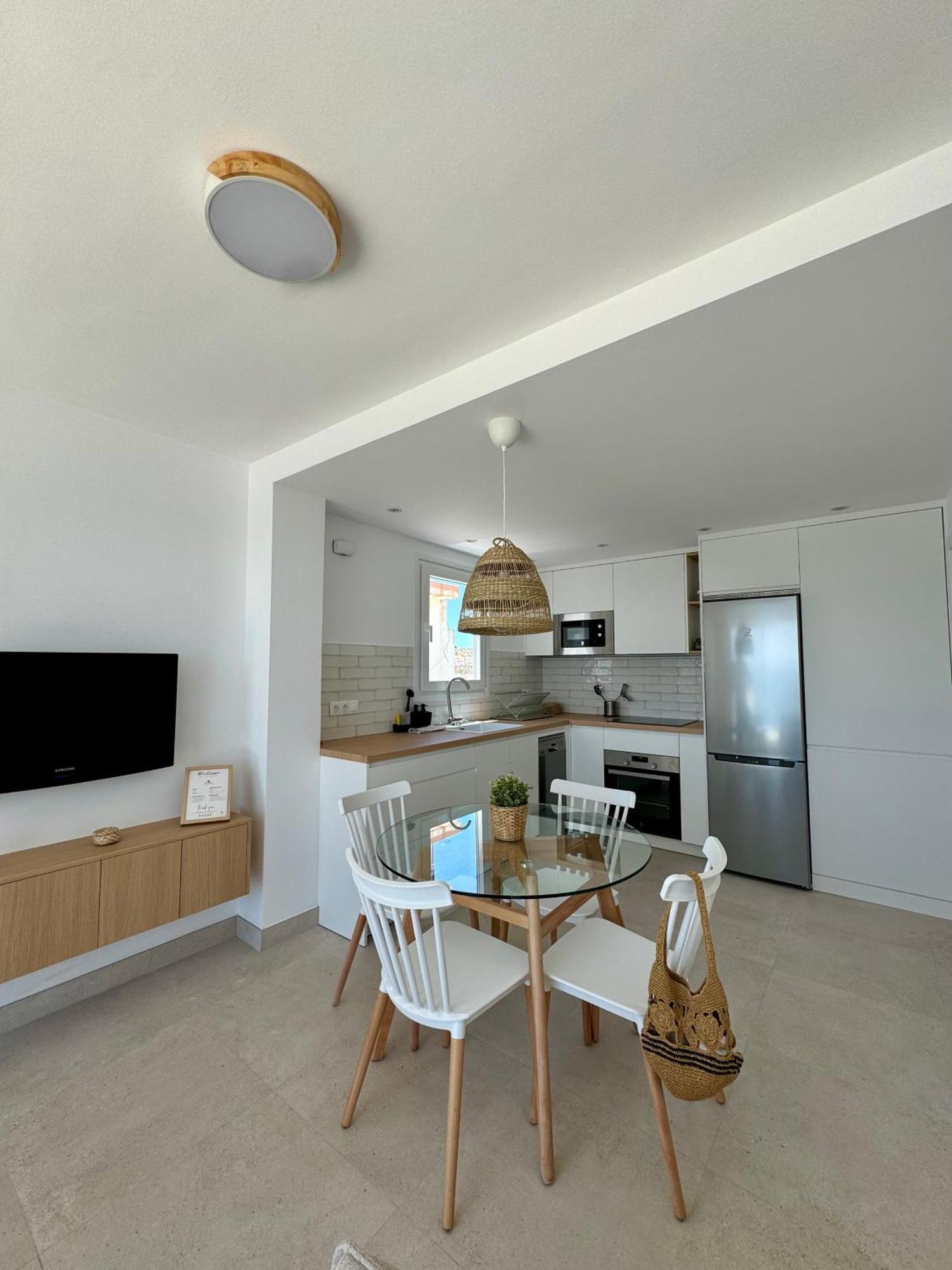 Sunnypalms - Beachfront Penthouse With Stunning Sea View Estepona Extérieur photo