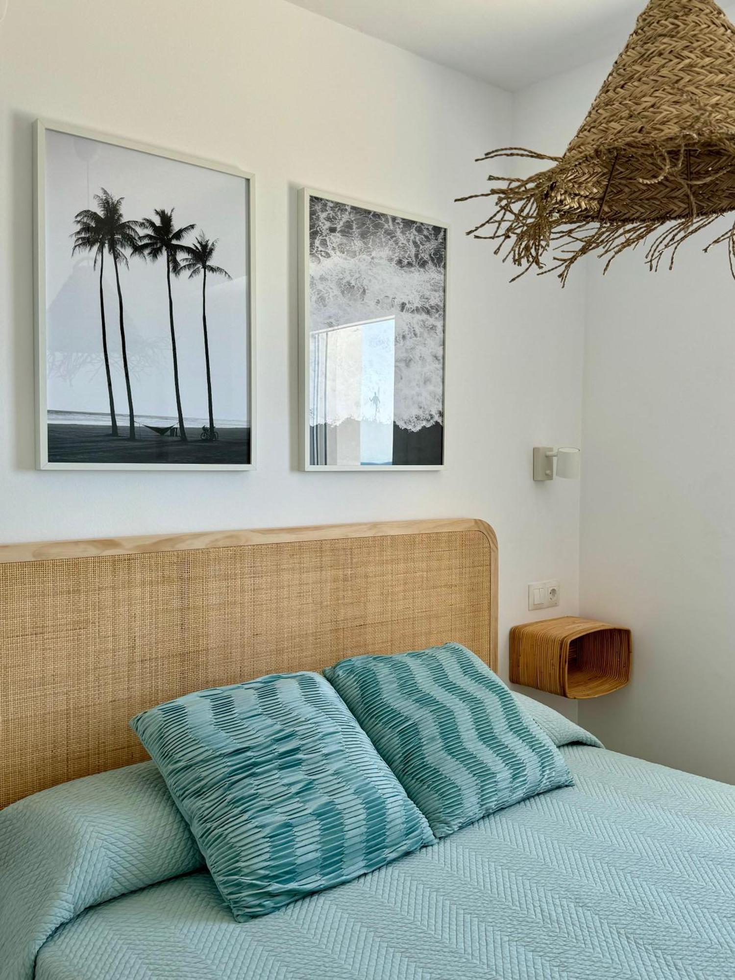 Sunnypalms - Beachfront Penthouse With Stunning Sea View Estepona Extérieur photo